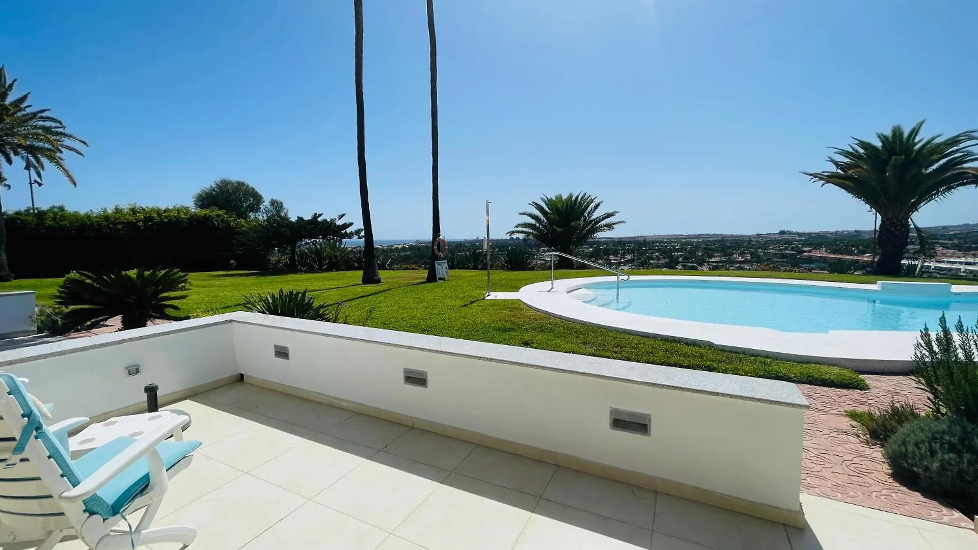 Seaview Bungalow Duna Golf Playa del Ingles  Spain